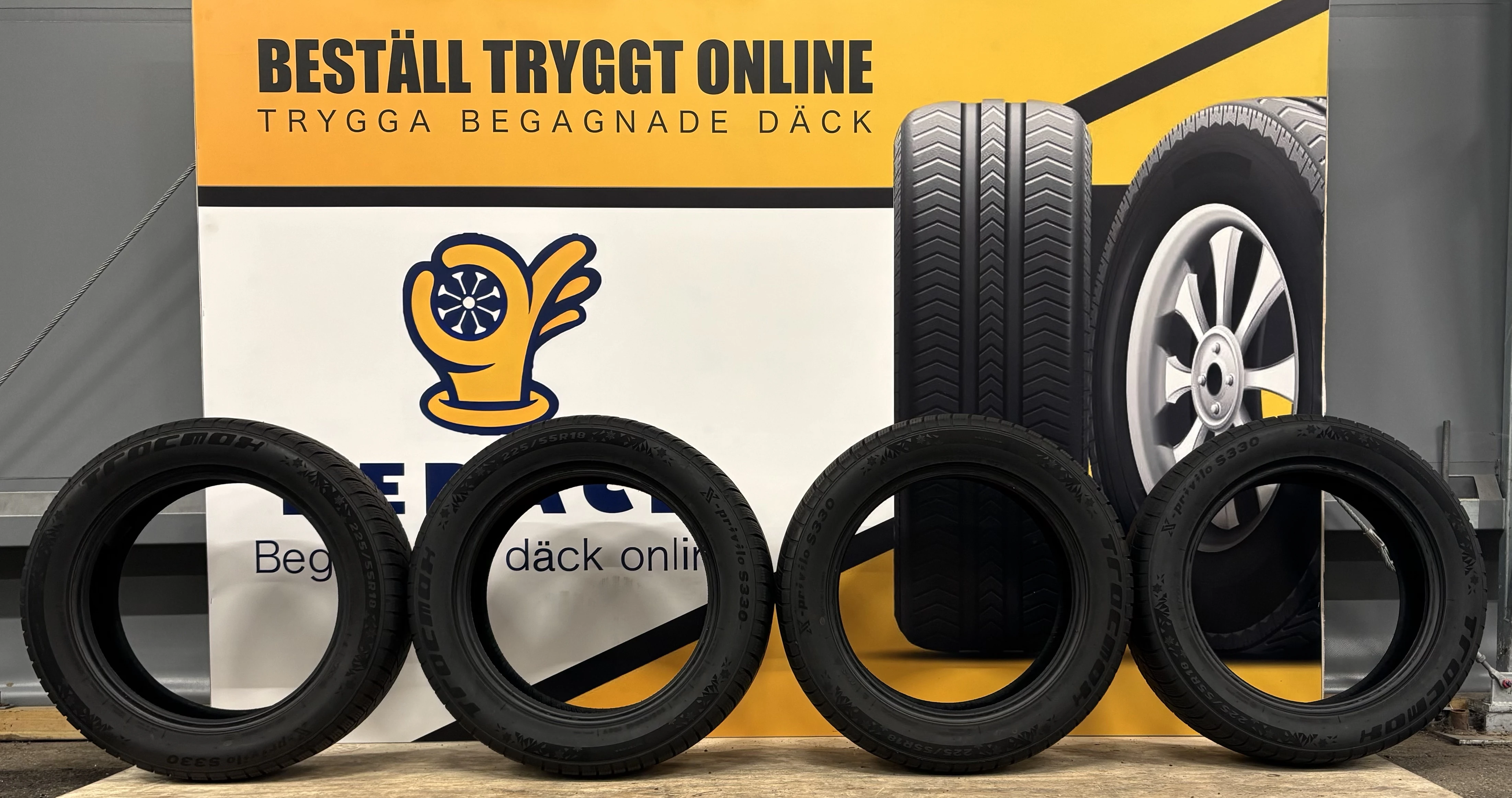 Tracmax x-privilo s330 225/55/18