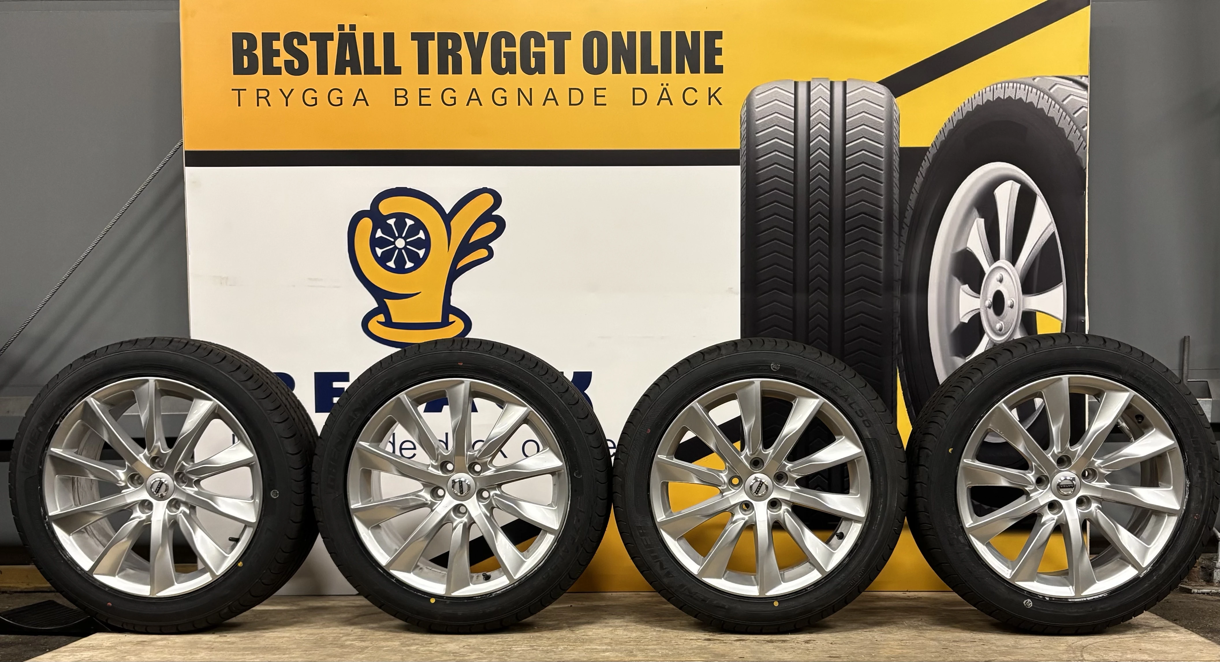 Volvo V90, S90 245/45/18 Sommar